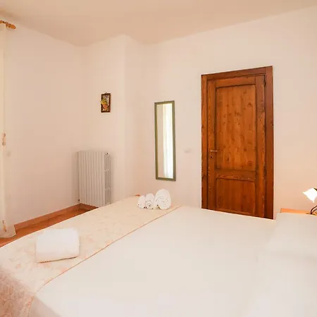 Casa Russo Fernando Alimini