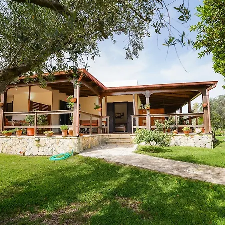 Casa Russo Fernando Prázdninový dům *